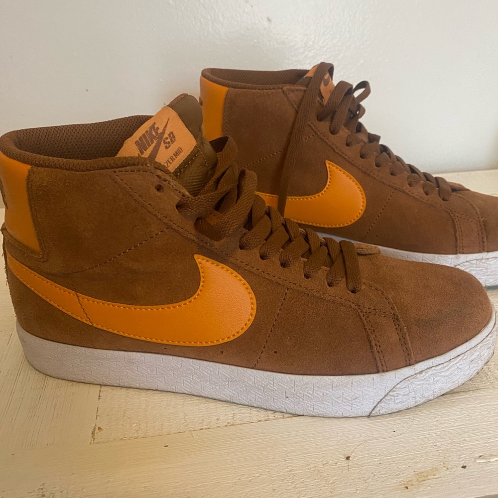 Zoom Blazer Nike MID skate shoes Orange and brown - suede